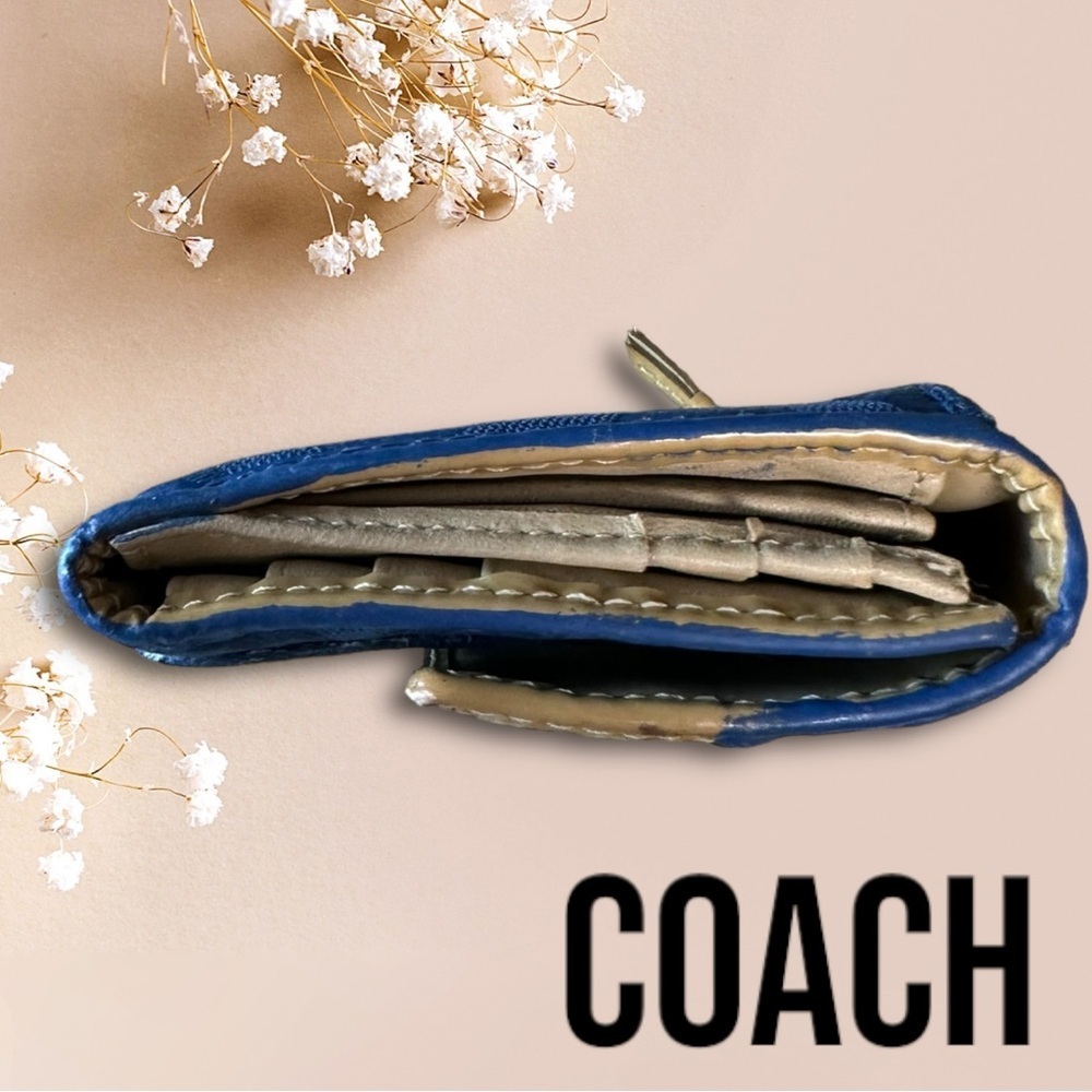 Coach trifold wallet - Picture 10 of 11